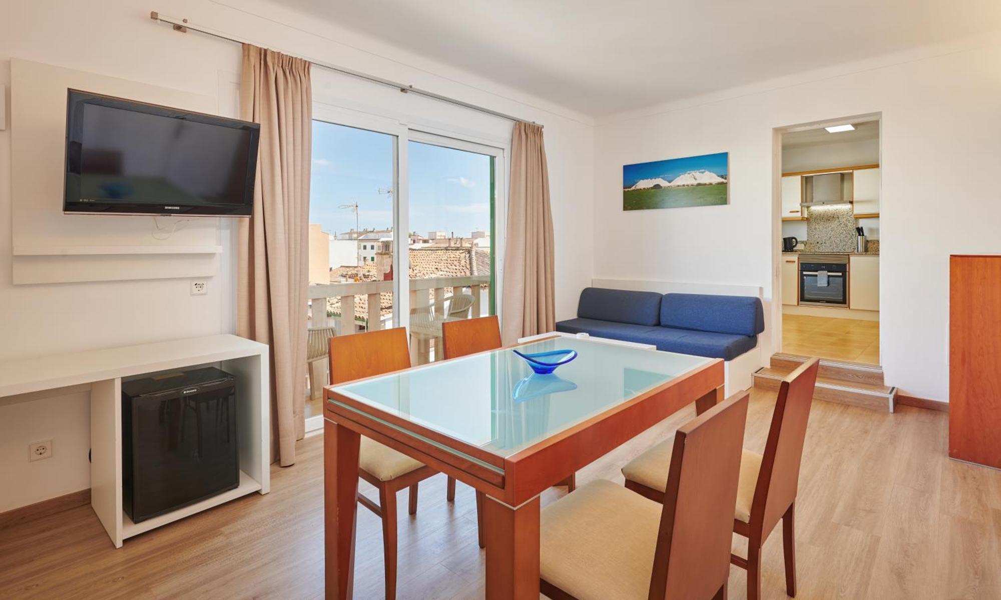 Hotel Colonial Colonia de Sant Jordi Exterior photo